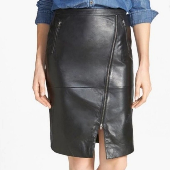 Halogen Dresses & Skirts - HP❣️ Nordstrom Halogen real leather black skirt